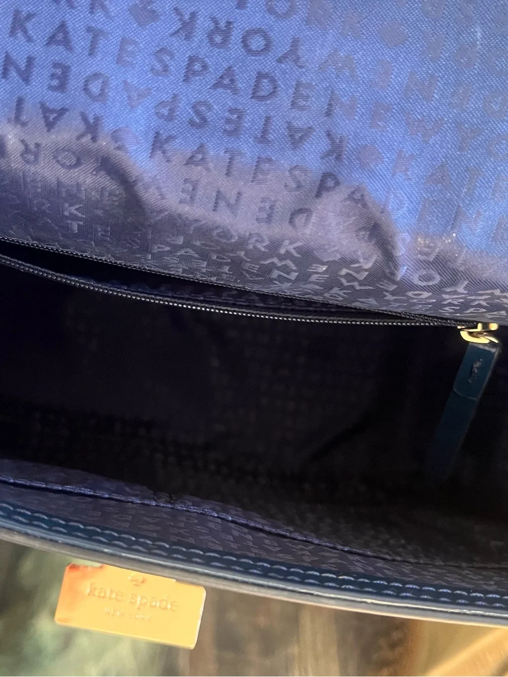 Immaculate Kate Spade Knightsbridge Doris Blue Croc-Embossed Satchel like new